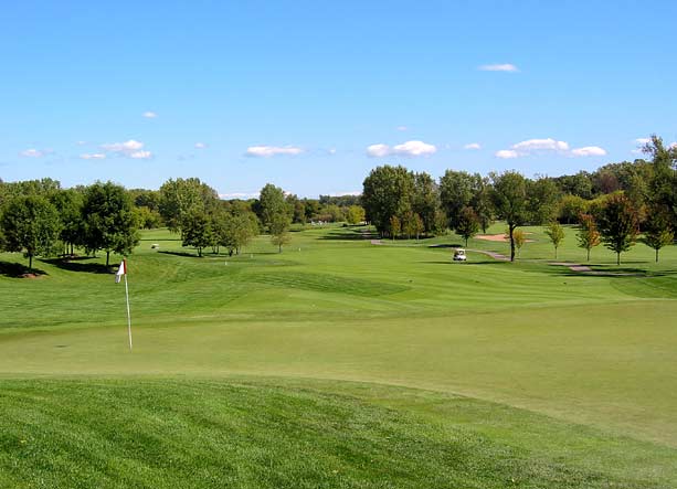 Chalet Hills Golf Club - Chicago, Illinois - Golf Course Picture