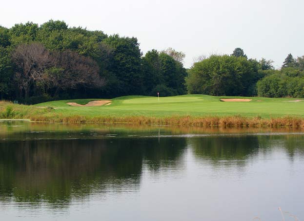 Pine Meadow Golf Club - Chicago, Illinois - Golf Course Picture